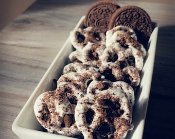 Cookies & Cream Pretzels