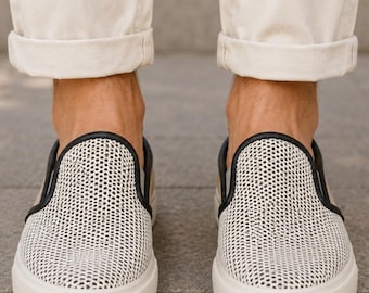 Zapatillas sin cordones Vince Bram para hombre, talla 8.5, color blanco, color canela, malla y cuero. Zapatos casuales.