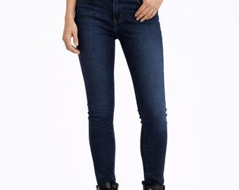 Burberry Brit Skinny Jeans Women’s Size 31 Dark Wash Stretch Designer Denim