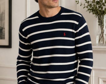 Suéter Polo Ralph Lauren masculino, listrado em azul marinho e branco, gola redonda, em algodão, tamanho M.