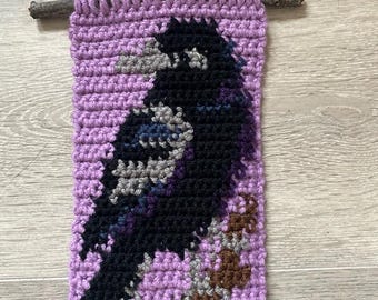 RAVEN CROCHET TAPESTRY