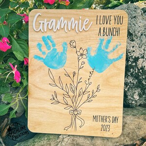 Floral Handprint Sign | DIY Handprint Sign | Personalized Mother’s Day Gift | Mother’s Day Gift | Grandma Gift