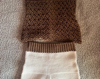 Short au crochet marron et blanc