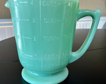 Jadeite Glass Large 4 Cup Measuring Cup Pitcher w/ Markers