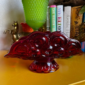 Vintage L.E. Smith Ruby Red Glass Moon and Stars Banana Boat Fruit Bowl