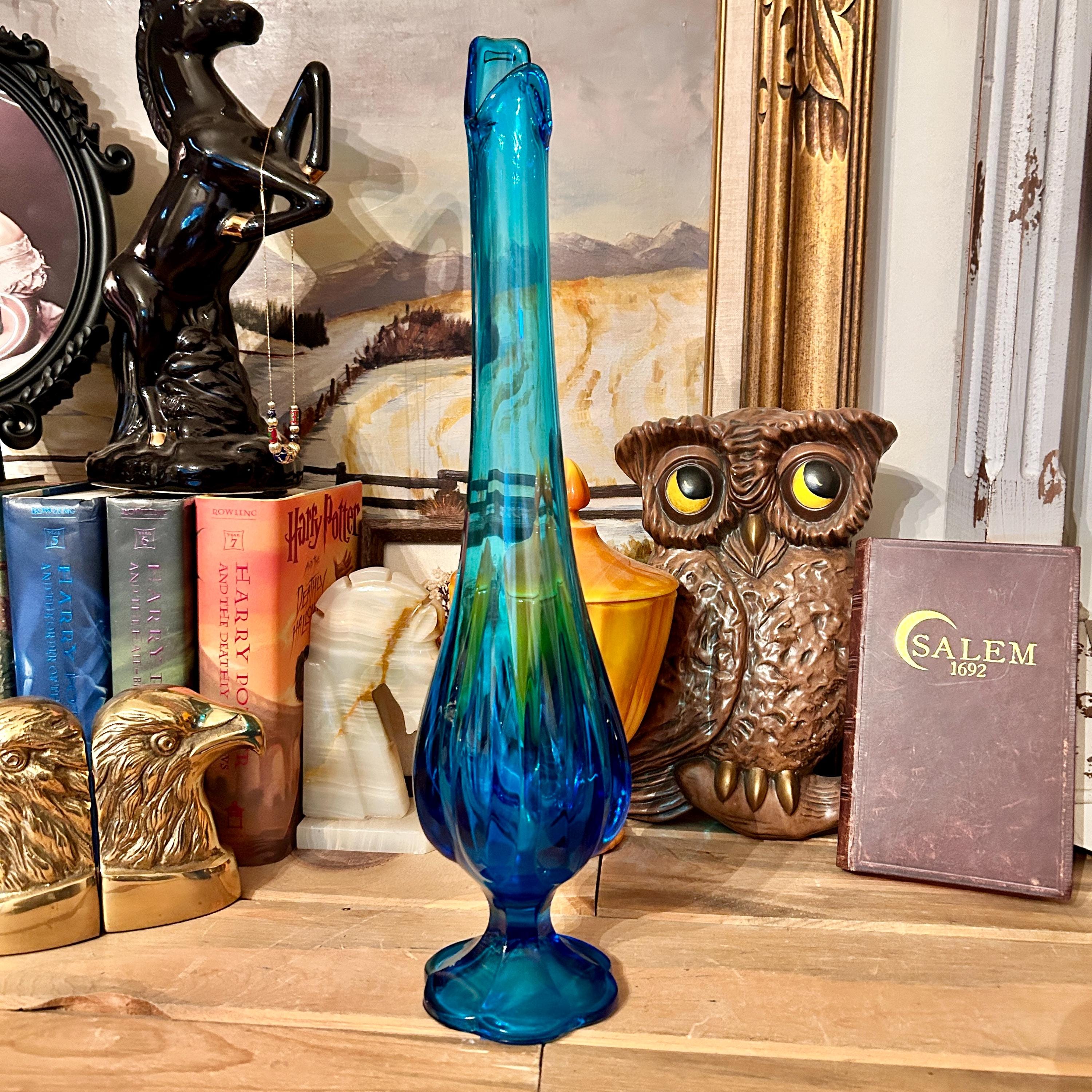 Vintage L.E. Smith Mid Century Six Petal Blue Glass Swung Stretch