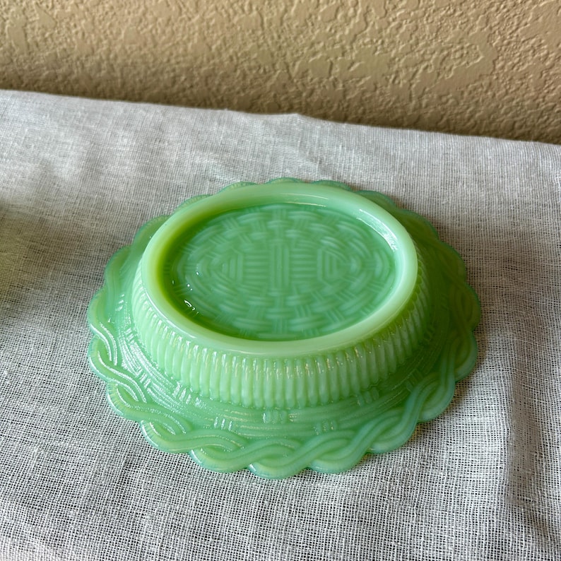 Vintage Mosser Glass Jadeite Covered Hen on Nest - Thumbnail 5