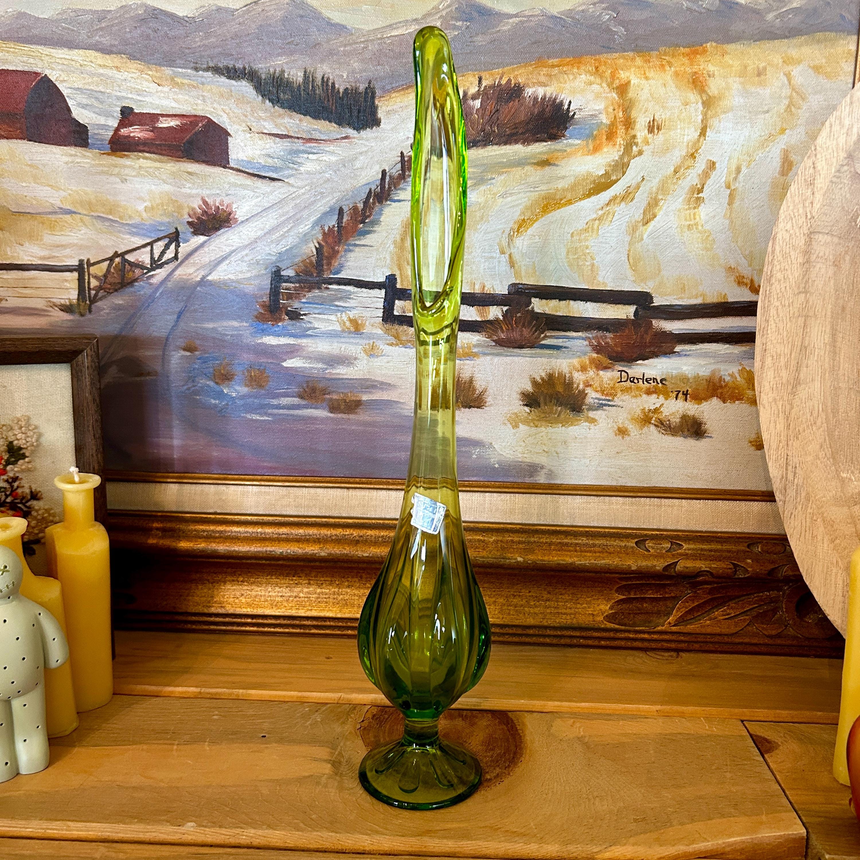 北欧 Vintage Glass Vase モダン Space Age 一輪挿し Vintage Viking Glass Epic Six Pedal Avocado Green Swung Vase W