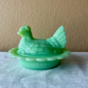 Vintage Mosser Glass Jadeite Covered Hen on Nest – USA Made