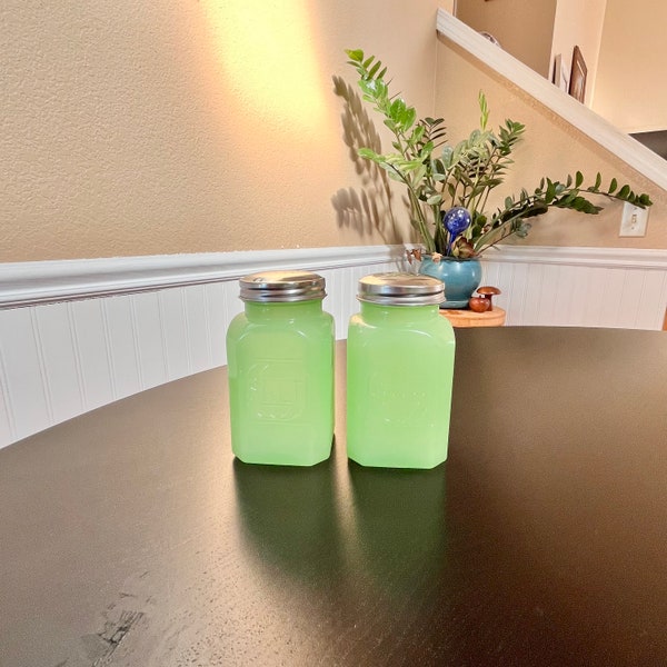 Jadeite Salt & Pepper Shakers Made by Table Craft- Green Glass 4.5" Tall