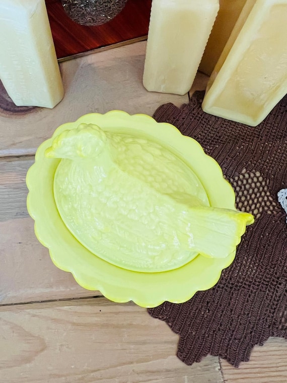 Vintage Mosser Glass Slag Dandelion Yellow Hen on Nest Dish – USA