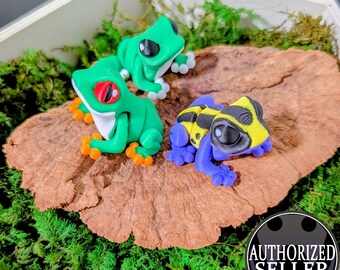 Articulated 3D Printed Frog Figurine, Poseable Desk Buddy Fidget Toy