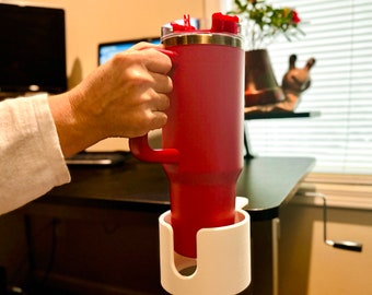 TumblerDock - Tumbler Desk Holder