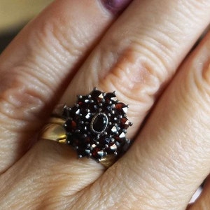 Vintage garnet silver ring,garnet cluster ring, statement garnet ring, Bohemian Garnet ring, January birthstone garnet jewelry , G104