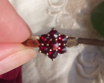 Vintage granatklusterring, bohemisk silverblomstring, januari födelsesten G77