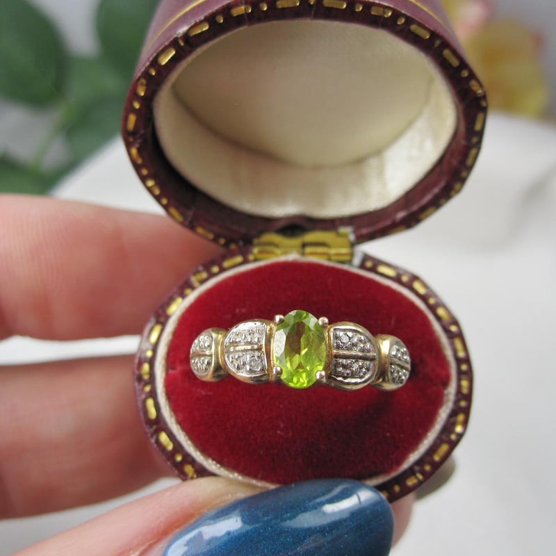 Antique Gold Peridot Ring - Etsy