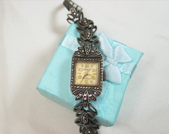 Vintage silver Accurist mechanical wrist watch 7 1/4 inch, marcasite anti magnetic watch, W14