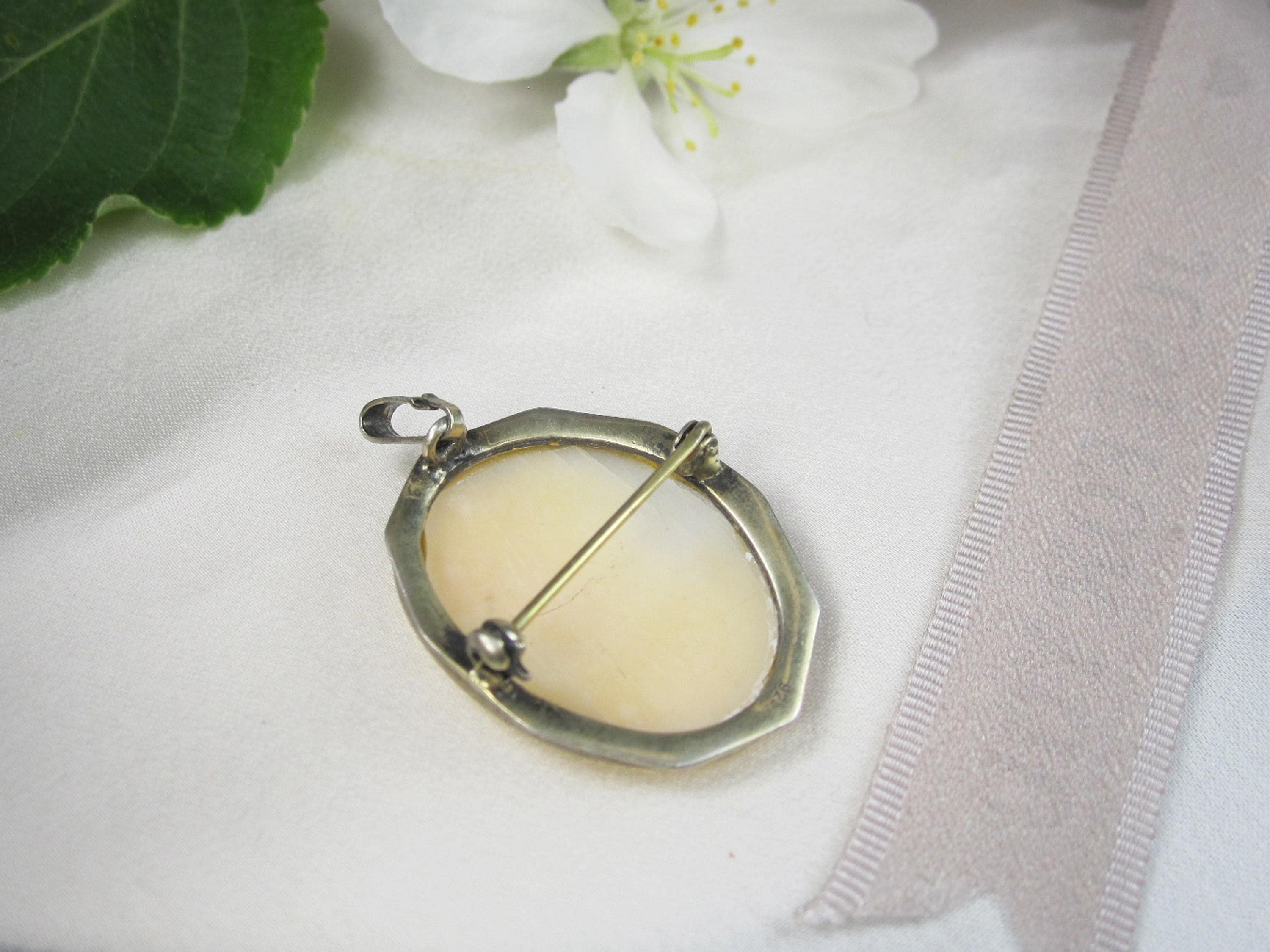 Ancienne Broche/pendentif Camée Vierge En Coquillage Argent Massif Vermeil - Vintage Occasion