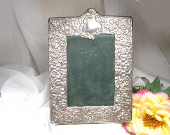 Antique English Silver Photo frame with classical decor, TLJ25