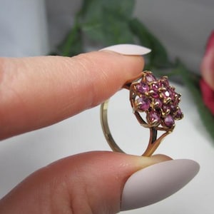 9K Yellow Gold & Ruby Cluster Ring Size 7 3/4, Vintage English Fine Jewelry, TB231