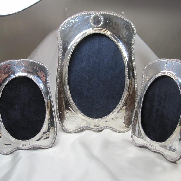 Vintage Sterling Silver Photo Frames – Oval Design, Made in England – Perfect for Family Memories, silver table decor, TLJ33