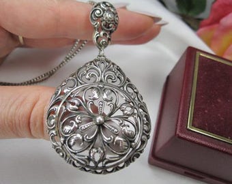 835 Silver Floral Pendant, Antique European Relief Fine Jewelry Craftsmanship, TB278
