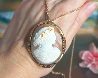 Antique Victorian C. 1870 Dionysus cameo pendant, Hand carved Shell Cameo, cameo brooch, Gorgeous hand carved cameo pendant,  C37