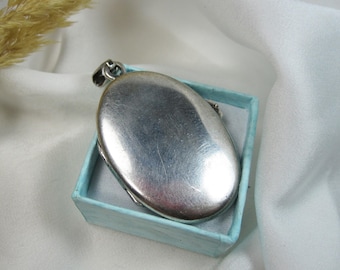 Victoriaanse zilveren hanger, foto medaillon en ketting, LP16