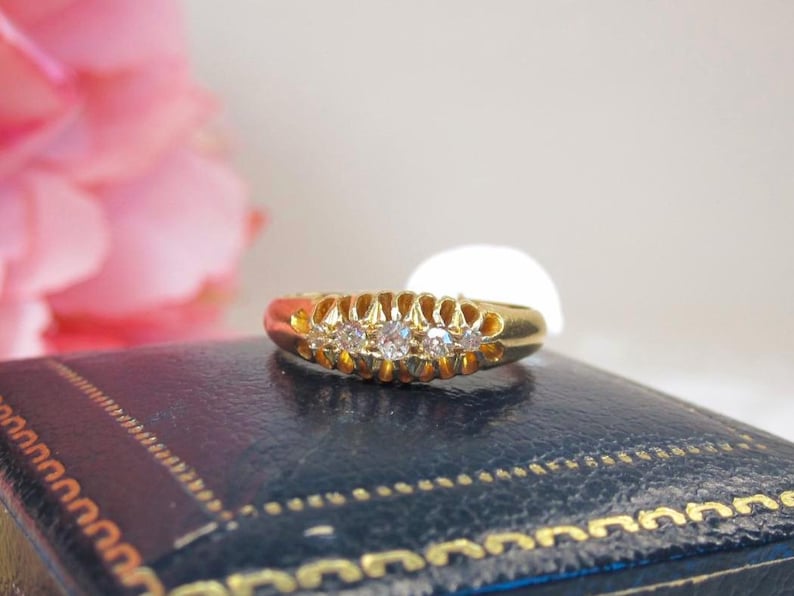 Antique gold ring, Edwardian 18kt Solid gold ring European cut diamonds, belcher ring, estate 18kt gold ring, solitaire or wedding band, D54 image 1