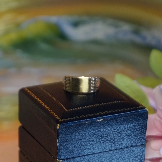 Vintage 9kt Gold Ring, 9ct signet Ring, Vintage E… - image 3