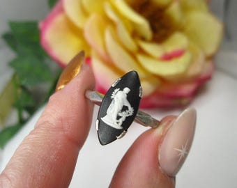 Wedgewood Fine Bone China & Black Basalt Victorian Cameo Silver Ring, Size 10 1/2, TB116
