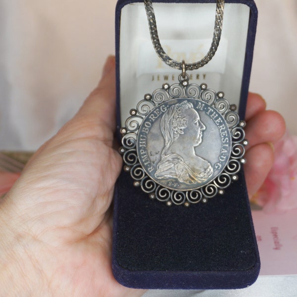 Silver coin pendant 1780, Maria Theresa silver Thaler and silver frame, Maria Theresa silver coin pendant, framed coin pendant & chain, U5