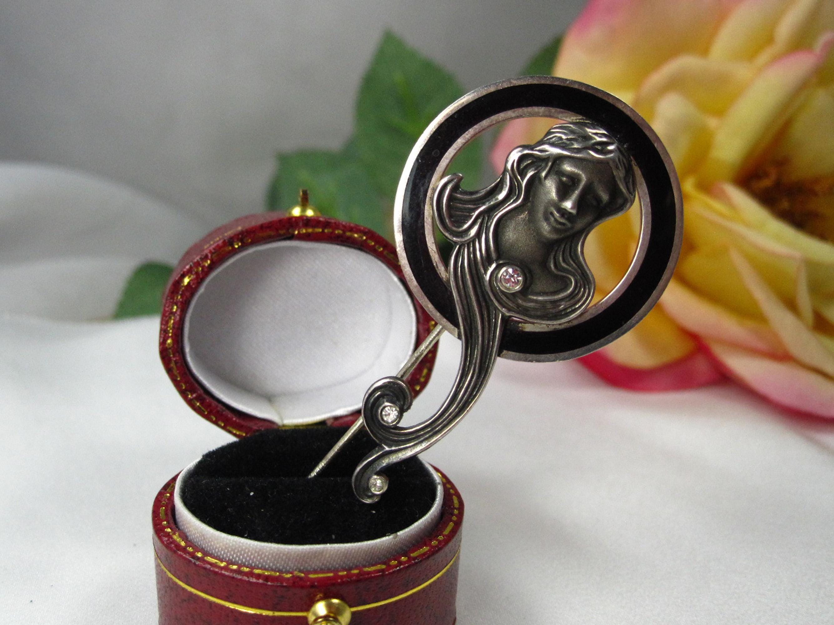Vintage Designer Silver Pin Brooch by Ari D. Norman - London, Art