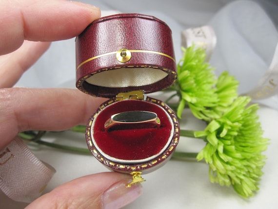 New Solid Gold 9kt Signet Bar Ring, N11 - image 5