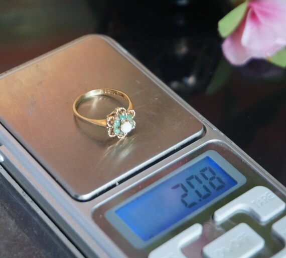 Vintage 9kt gold Opal & Emerald ring, October bir… - image 8