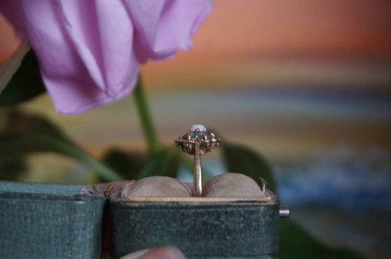 Vintage 9kt gold Opal & Emerald ring, October bir… - image 5