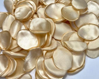 Champagne Gold Petals Wedding Decor Flower Girl Petals Ivory Wedding Aisle Decor Flower Petals Soft Gold Ceremony Confetti Bridal Shower