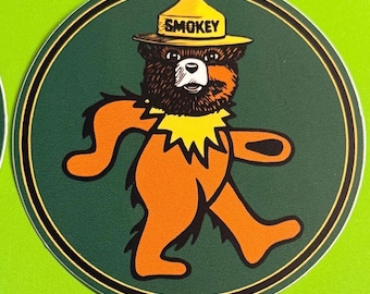 Smoke 3" Sticker Vinyl/UV/Water Resistant