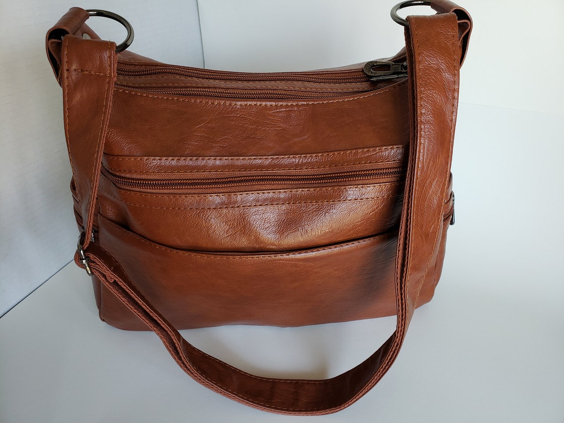 Women's Large Capacity Niche Leather Portable Shoulder Messenger Bag
