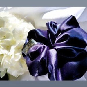 Blueberry Scrunchies | Blue Scrunchies | Satin Scrunchies | Blue Stain | Hair Scrunchies | Hair tie | Hair accessories | Handmade |spring