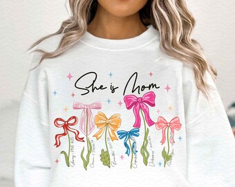 Sie ist Mama Png, Mama Kokett Bogen Png, Sie ist stark Png, Mama Shirt Png, Christliche Mama Png, Muttertag Png, Geschenk für Mama, Retro Mama Png