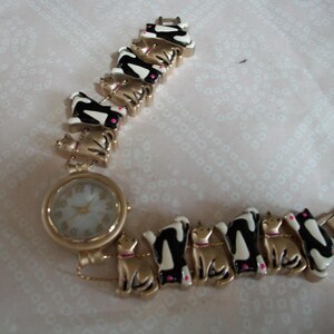 Women's Number Dial USA Flag, Fruit, Cute Animal, School Teacher, Bingo, Dog House Cute Watches Cute Dogs