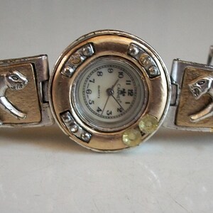 Women's Number Dial USA Flag, Fruit, Cute Animal, School Teacher, Bingo, Dog House Cute Watches Silver/Gold