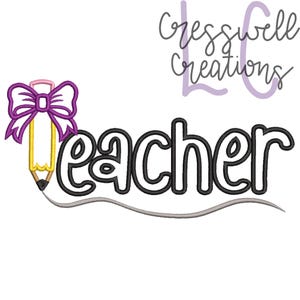 Könnte beinhalten: Ein schwarzes und weißes Stickmuster des Wortes "Lehrer" mit einem gelben Bleistift und einer lila Schleife auf der linken Seite. Das Design ist für Stickereien und enthält eine graue Wellenlinie.