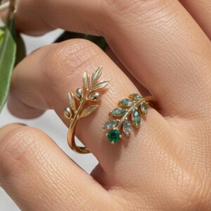 Anillo ajustable de hoja de esmeralda, anillo de ágata musgosa con forma de rama de olivo para uso diario, inspirado en la naturaleza.