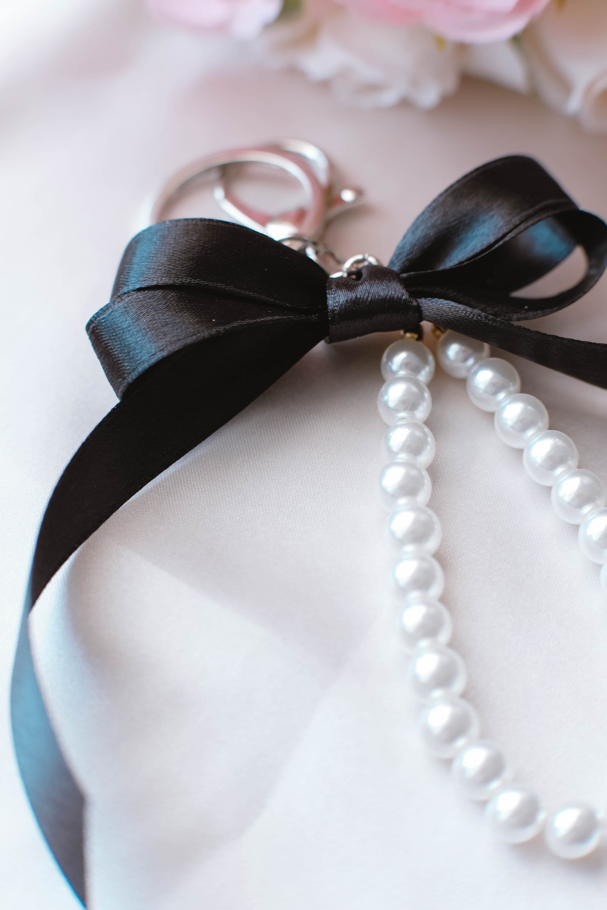 épine ribbon Pearl & Bijou chain bag épine ribbon Pearl & Bijou chain bag（2color） |