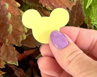 Sticker en forme de Mickey jaune : Sticker vinyle imperméable pastel