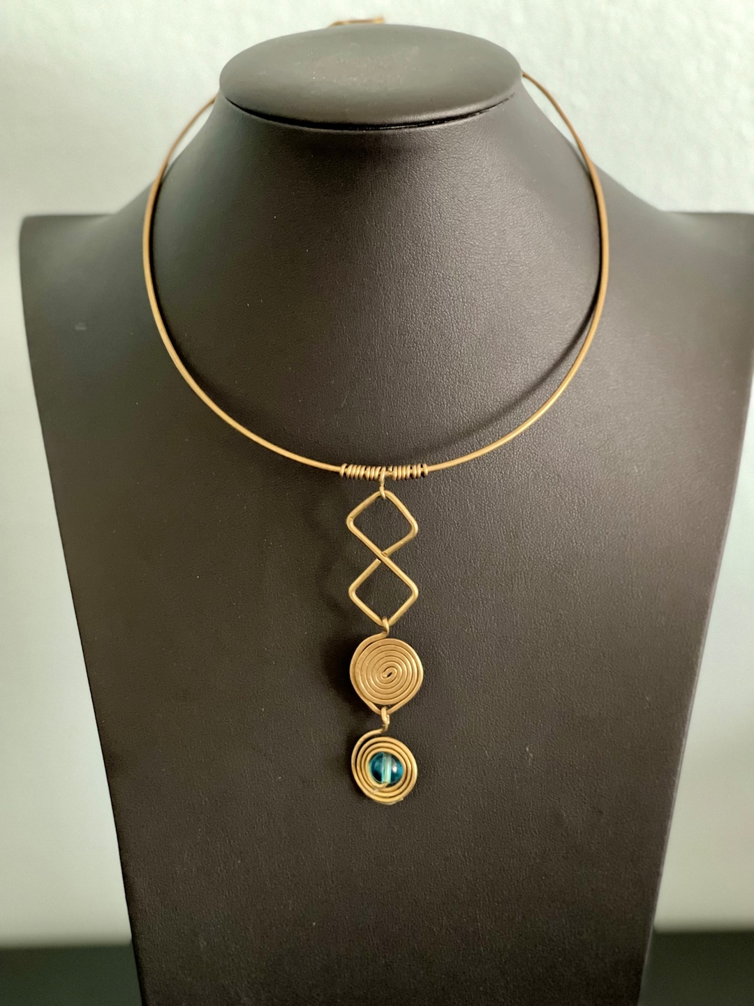 Spiral Pendant Choker