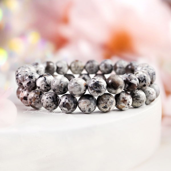 Yooperlite 8mm Round Beads Bracelet - Natural UV Fluorescent Sodalite Polished Crystal Jewelry Bangle - Emberlite Glowing Fire Rock Stone