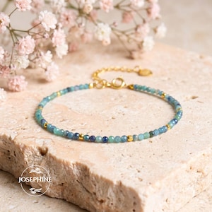 Minimalistiskt fint pärlarmband med ädelstenar, guldfyllt armband, blå turmalin 2 mm pärlor, kristallarmband, helande meditationsskydd